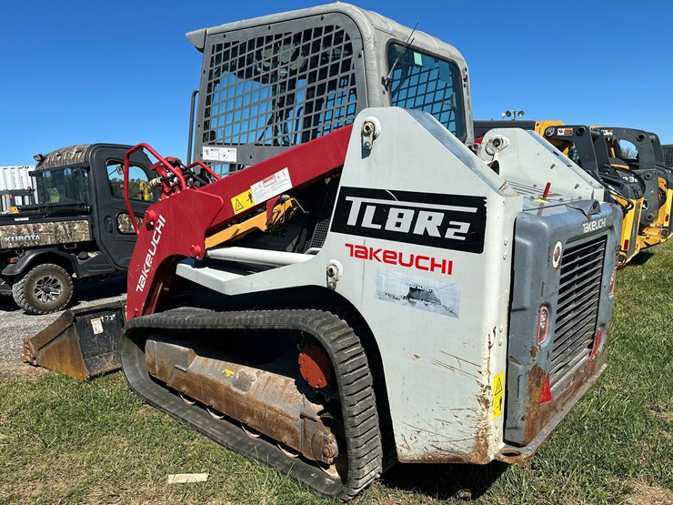 takeuchi-tl8r2-image-11