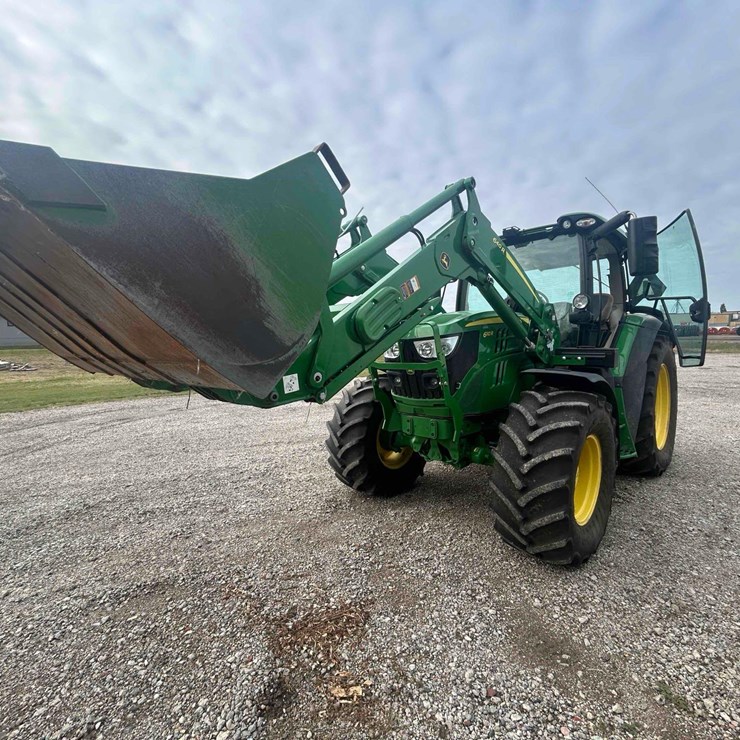 2015 JOHN DEERE 640