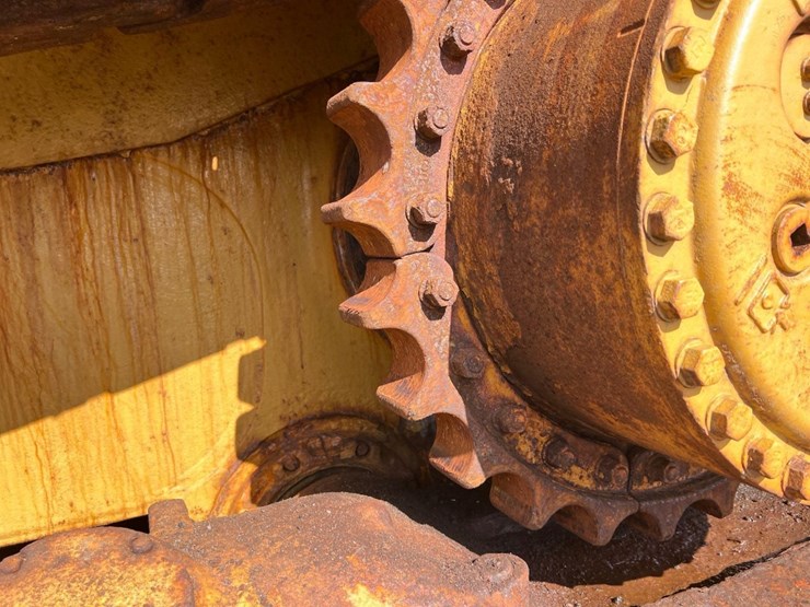 2002-caterpilalr-d8r-hi-track-crawler-dozer-image-16