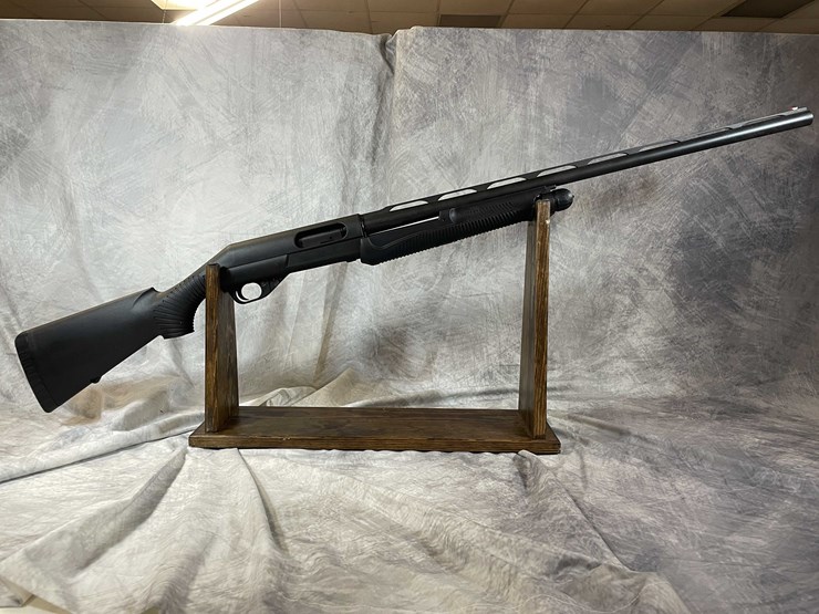 #2030-•-benelli-nova-12-ga.-pump-action-shotgun,-sn:-z185519-image-2
