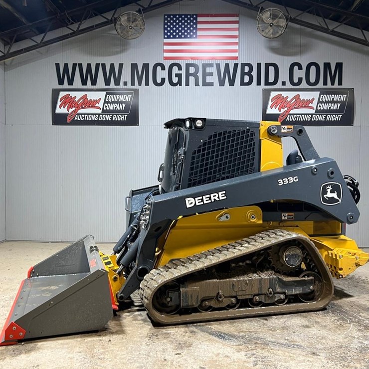 2023 DEERE 333G
