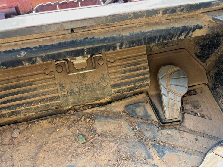 2017-kubota-svl75-2-image-35