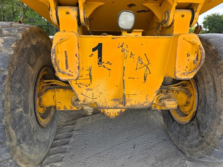 2003-volvo-a40d-image-12