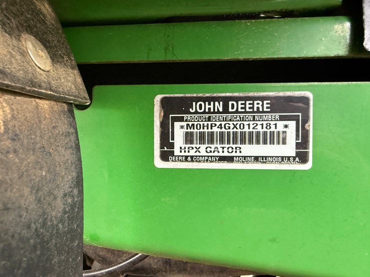 john-deere-gator-image-16