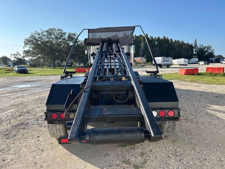 2002-western-star-4900-image-28