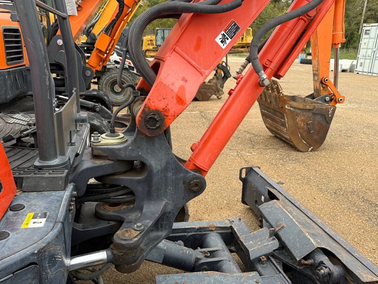 kubota-kx121-3-image-23