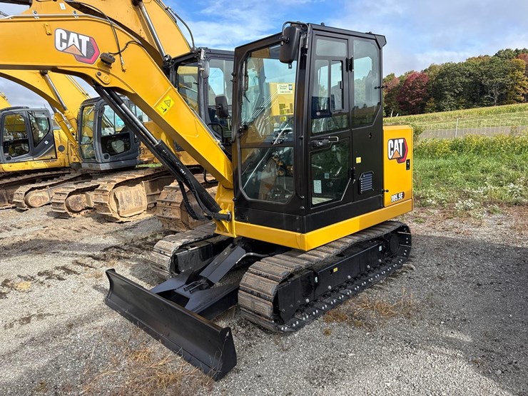 caterpillar-305-image-6