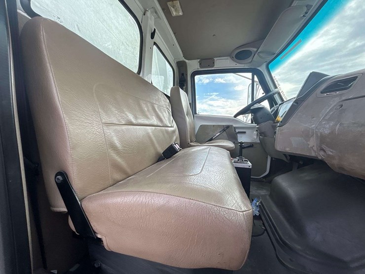 2007-sterling-acterra-image-31