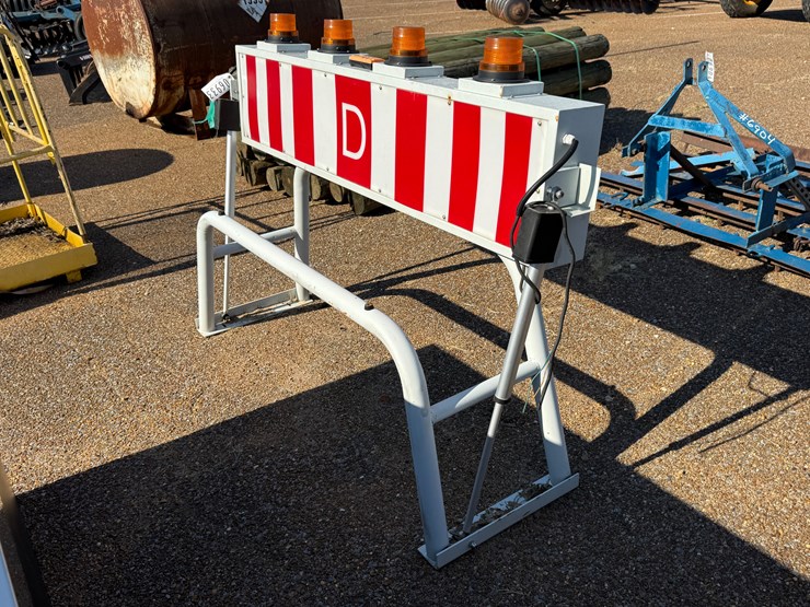 #6933-•-headache-rack-with-wide-load-warning-lights-image-1