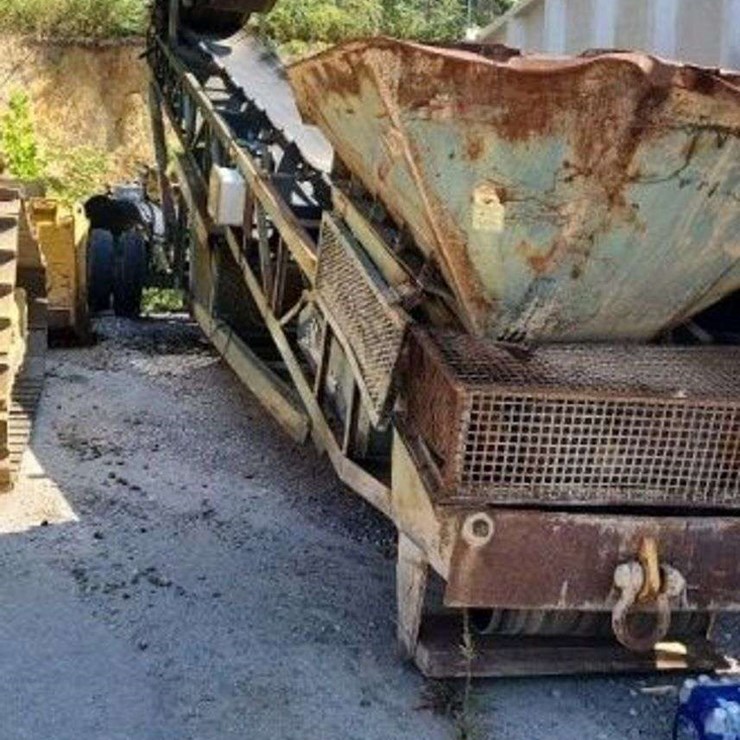 65 Foot Stalker Conveyor with Portable Scales