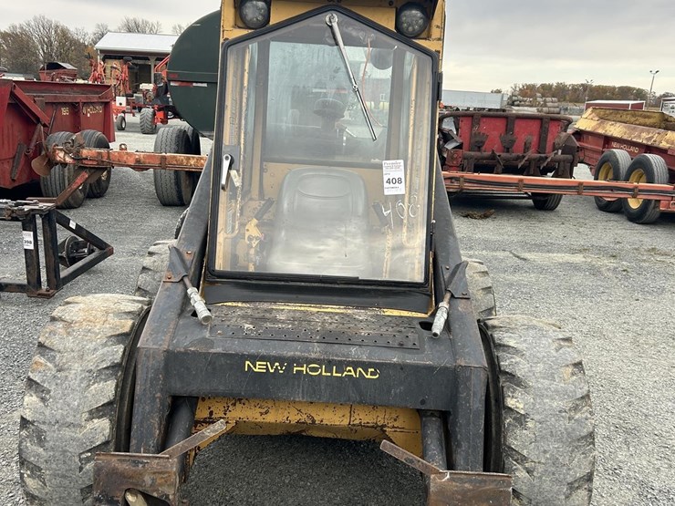 new-holland-l783-image-7