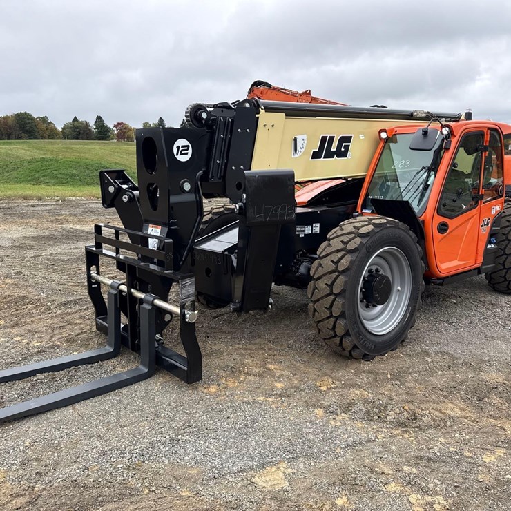 JLG 1255
