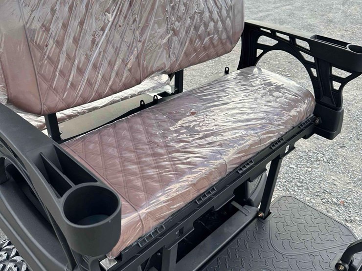 unused-irgc80-battery-powered-golf-cart-image-10