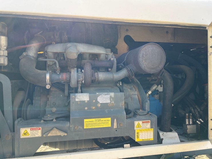 somero-s-222-laser-screed-image-29