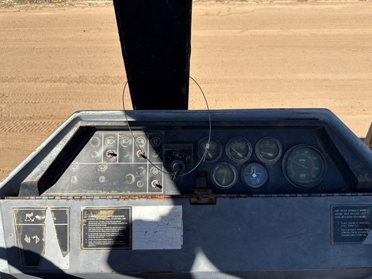 1993-caterpillar-416b-image-22