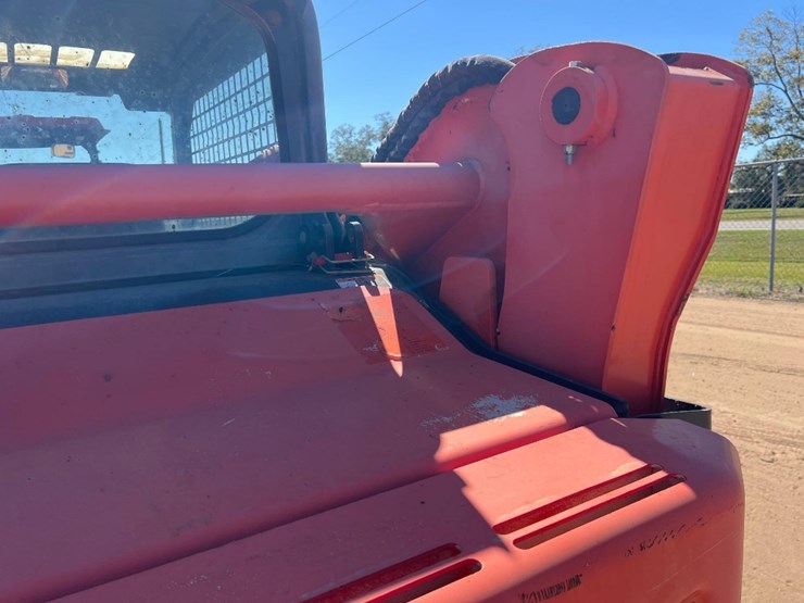 2017-kubota-svl75-2-image-24