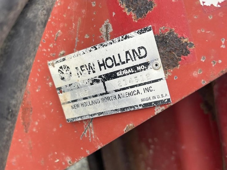 new-holland-185-image-3