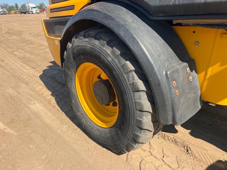 jcb-409t4-wheel-loader-image-18