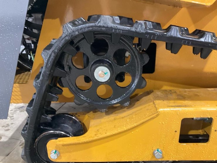 #1004-•-unused-ky460-mini-skid-steer-image-20