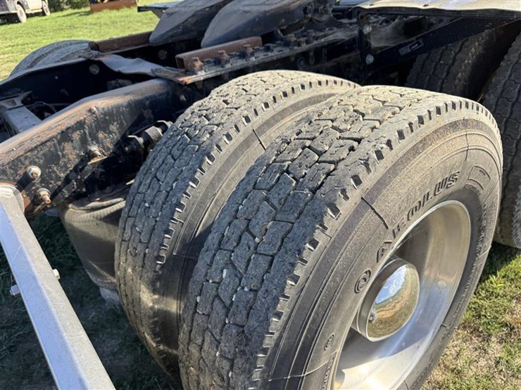 2012-international-prostar-image-46