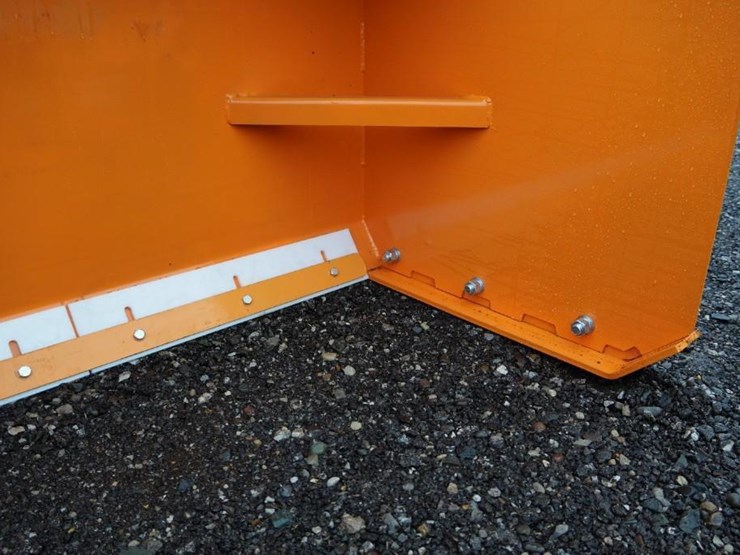 #1395-•-new-wolverine-skid-steer-snow-pusher-image-4