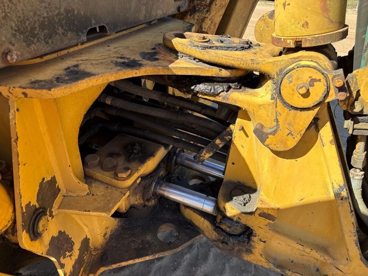 1993-caterpillar-416b-image-15