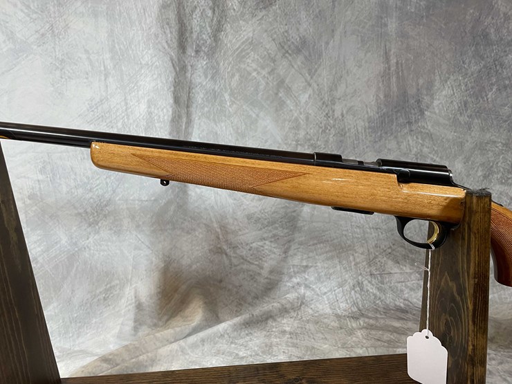 #2062-•-browning-t-bolt-medallion-17-hmr-bolt-action-rifle,-sn:-05518zw253-image-7