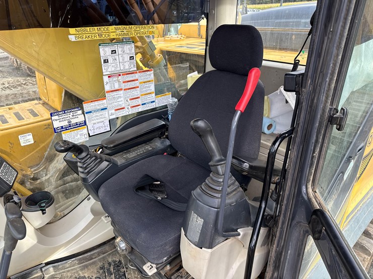 2015-kobelco-sk350-lc-9-image-14