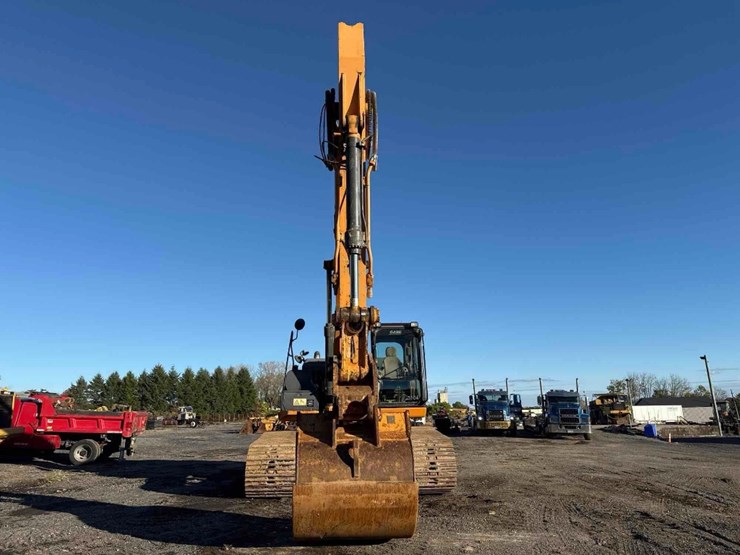 2015-case-cx300c-image-3