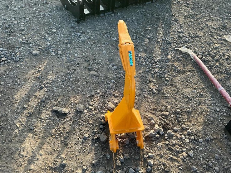 caterpillar-305-image-1