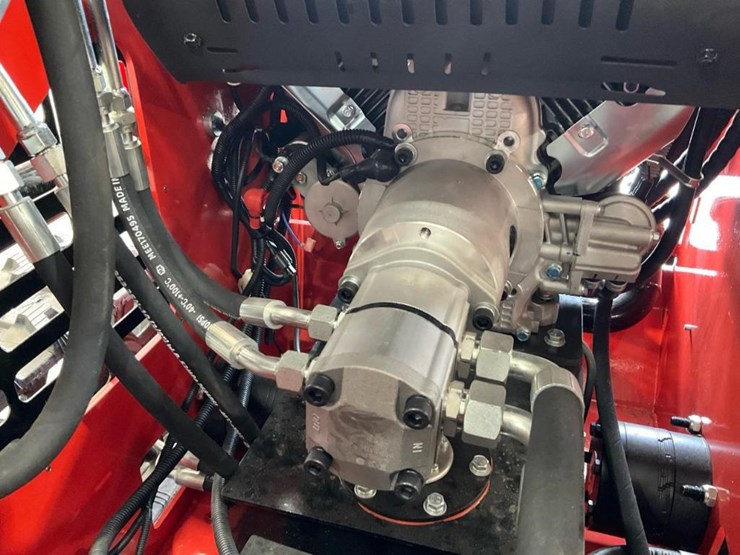 #1016-•-unused-future-ft380r-mini-skid-steer-image-22