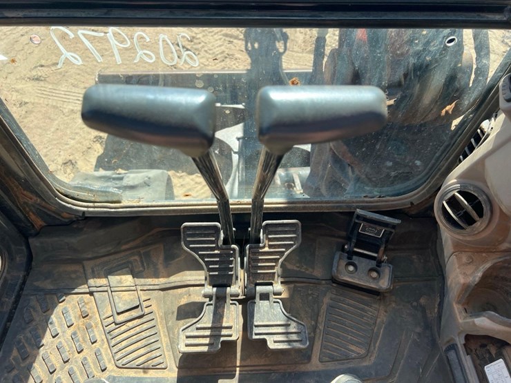 kubota-kx057-5-image-36