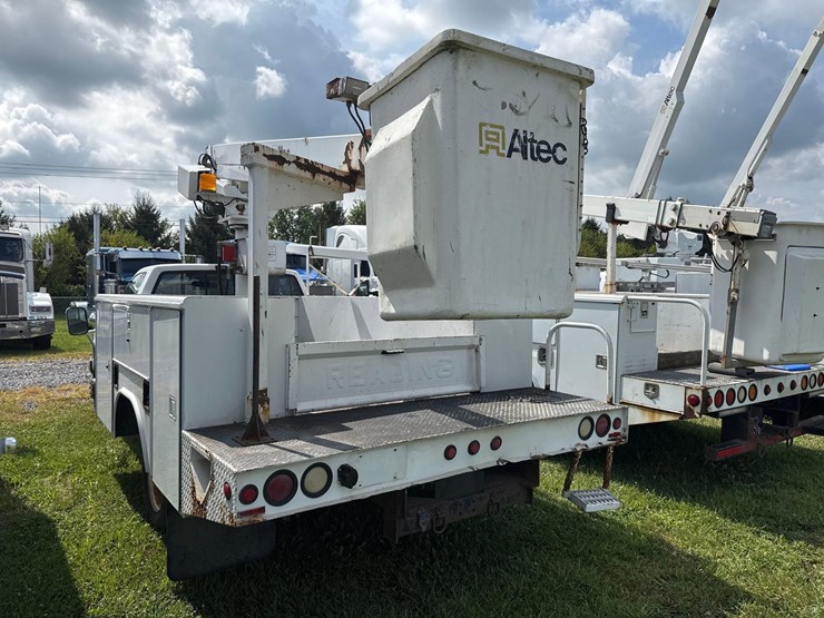 2000-gmc-3500-image-2