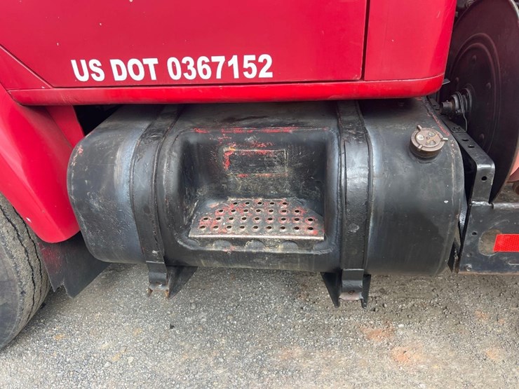 1983-international-s-series-water-truck-image-15