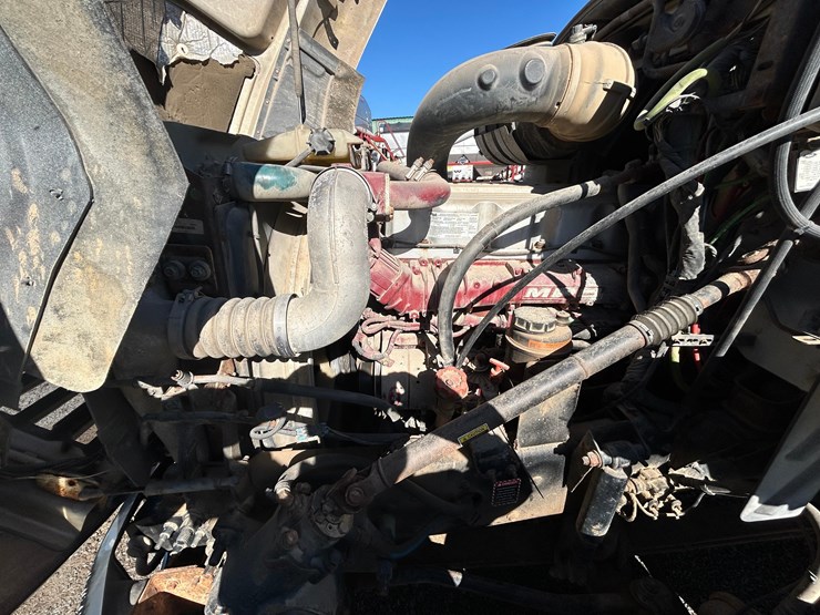 2011-mack-tender-truck-w/adams-rear-discharge-bed-auger-image-87