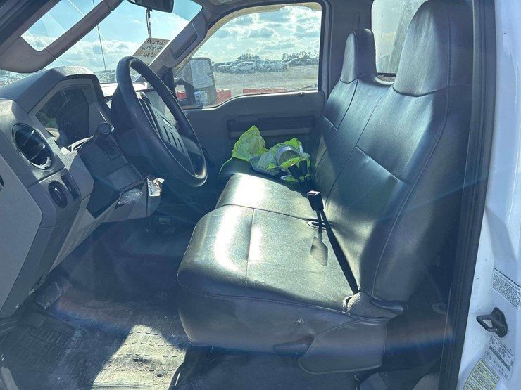 2010-ford-f450-image-12