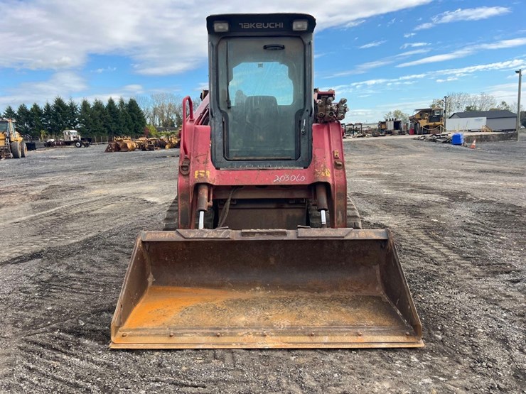 2013-takeuchi-tl10-image-6