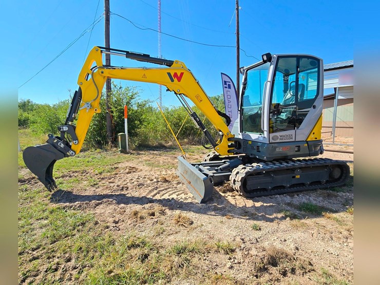 2025-wacker-neuson-ez50-zero-tail-excavator-extremely-low-hours-image-7