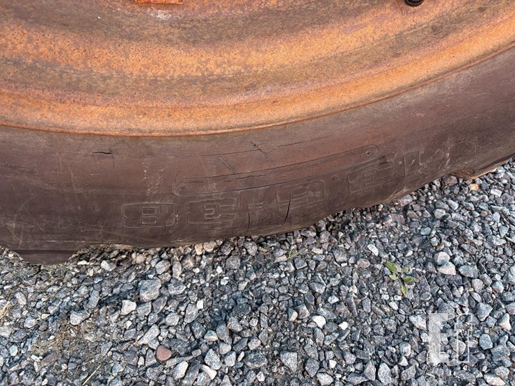 1942-international-m-image-17