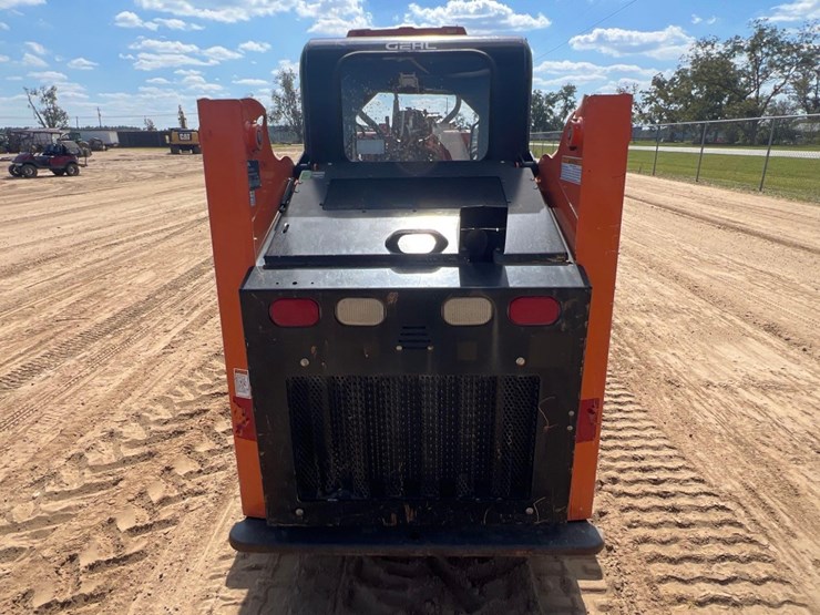 2019-gehl-rt105-image-3