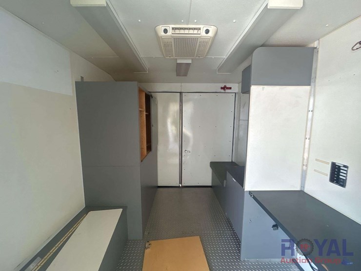 2007-ford-e450-image-29