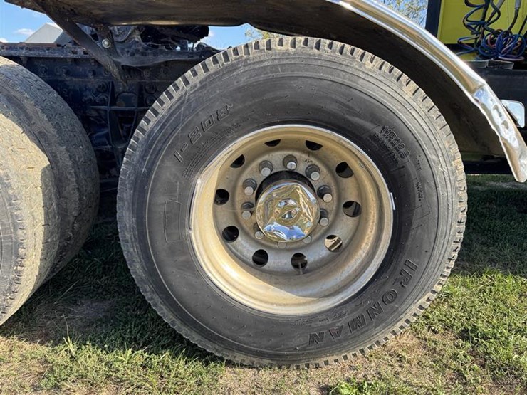 2012-international-prostar-image-45