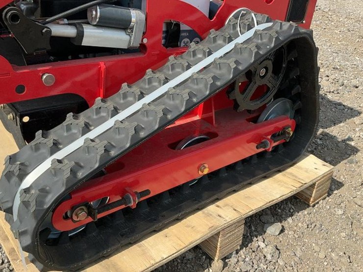 #1275-•-unused-future-ft750-lawn-mower-image-13