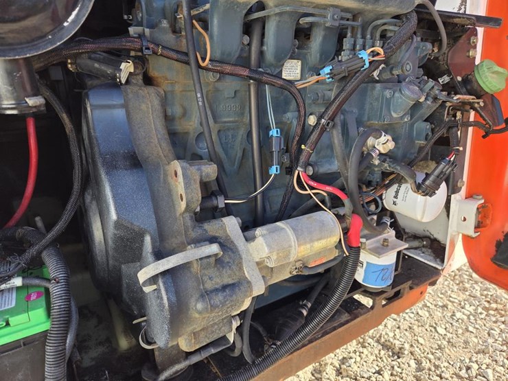 2003-bobcat-s160-image-30