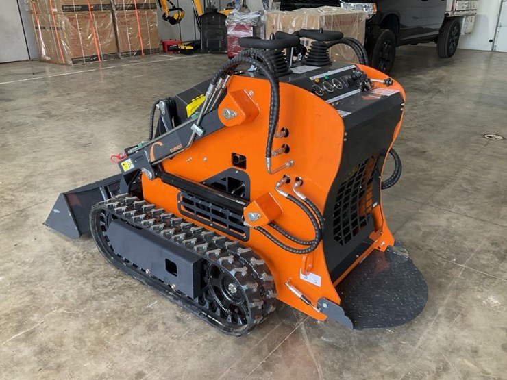 #1002-•-new-land-hero-ldh-t460-mini-track-skid-steer-loader-image-2