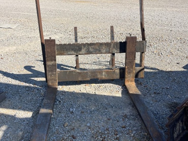 caterpillar-930h-image-22