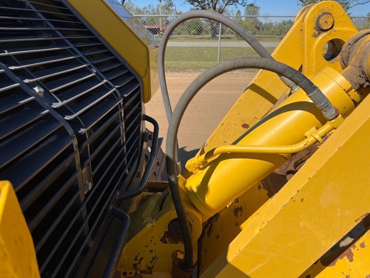 2021-komatsu-d71px-24-image-29