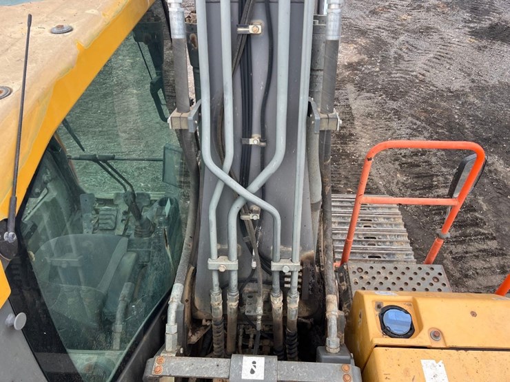 2017-volvo-ec160el-image-33