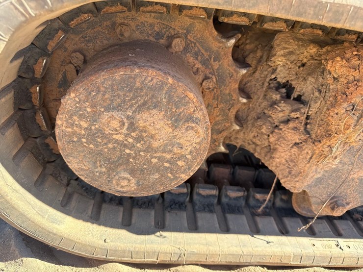 2020-kubota-kx033-4-image-15