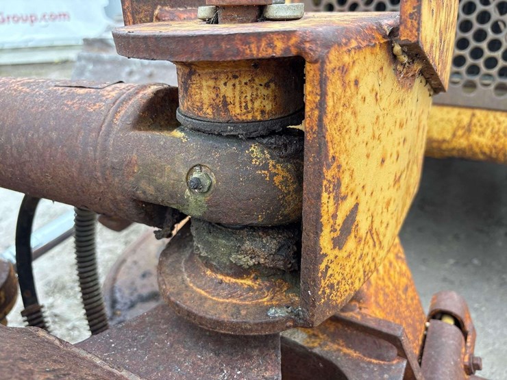 caterpillar-d3c-lgp-image-14